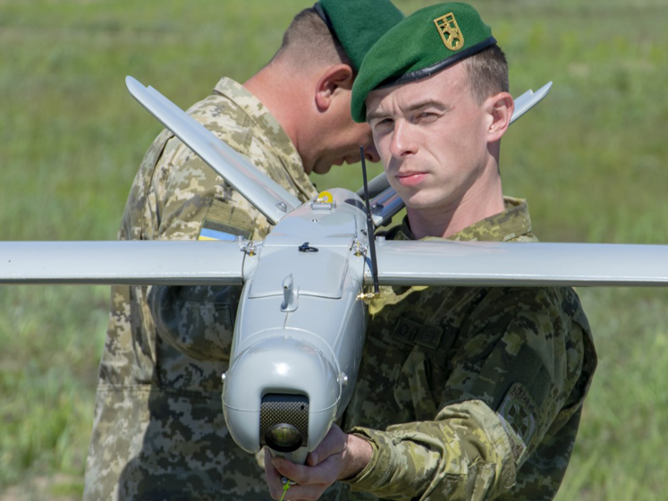 Армия Украины приняла на вооружение отечественные беспилотники "Лелека 100". Видео