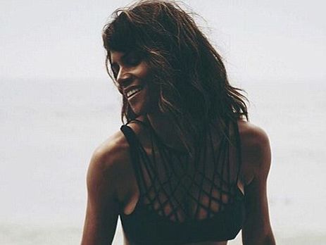 50-летняя Берри показала лицо крупным планом