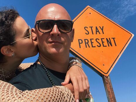 Каменських розповіла, що подарувала чоловікові на 40-річчя