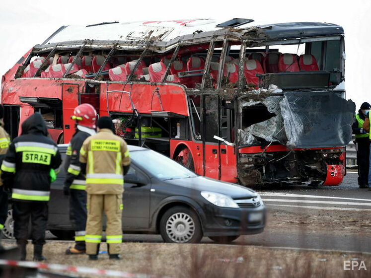 Померла ще одна пасажирка автобуса, що потрапив у березні у ДТП у Польщі