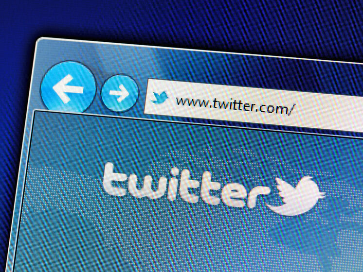 Роскомнадзор отказался от идеи блокировки Twitter. Замедлять соцсеть будут только на мобильных