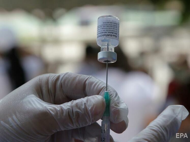 США передадуть іншим країнам 80 млн доз вакцини проти коронавірусу