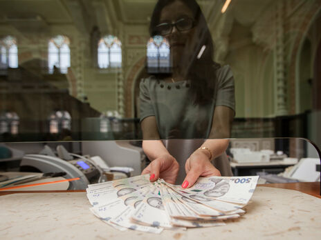 Гривня зміцнилася щодо основних валют