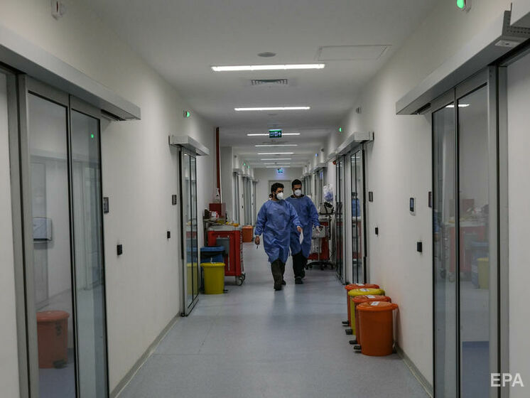 ДТП с украинцами в Турции: врачи спасают пострадавшую, водителю запретили покидать страну – посольство