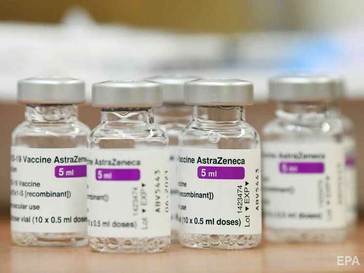 Европейский регулятор не рекомендует вводить вторую дозу вакцины от AstraZeneca тем, у кого после первой появились тромбы