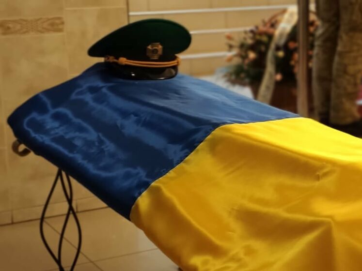 В Одесі офіцера Держприкордонслужби знайшли вбитим у службовому кабінеті