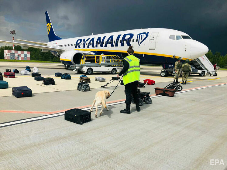 "Кто-то сомневается, что бульбофюрер расстрелял бы Ryanair?" В соцсетях обсуждают задержание Протасевича