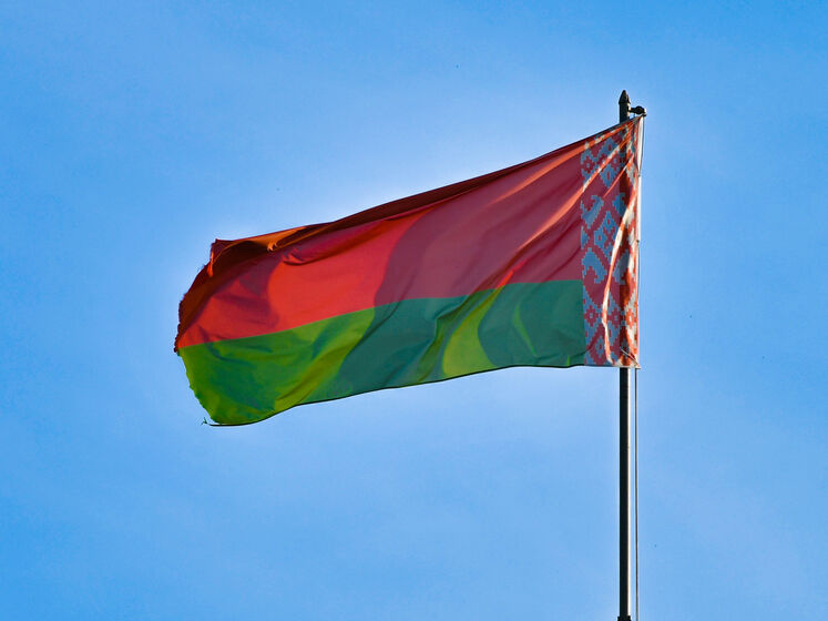 Беларусь закрывает посольство в Канаде