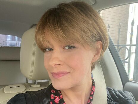 Акторка студії 