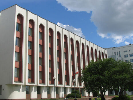 Беларусь высылает двух литовских дипломатов