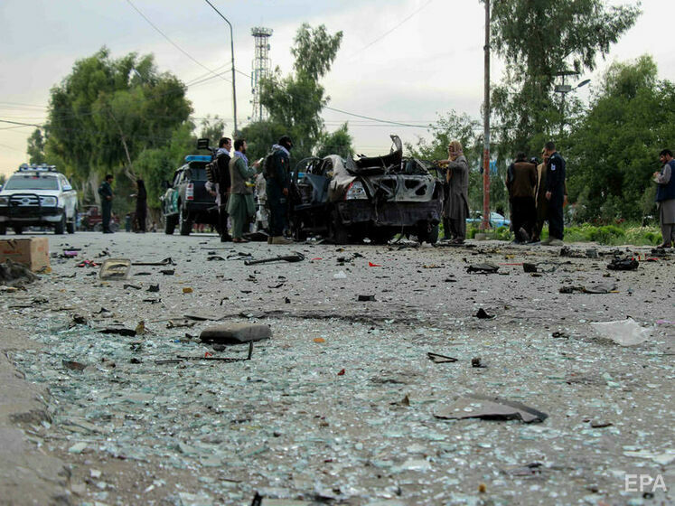 В Афганістані на бомбі підірвався автобус із викладачами та студентами. Загинуло кілька людей