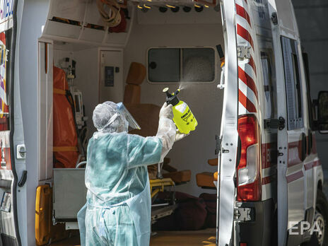 В Україні протягом доби підтвердили менше ніж 2 тис. випадків COVID-19, видужало втричі більше