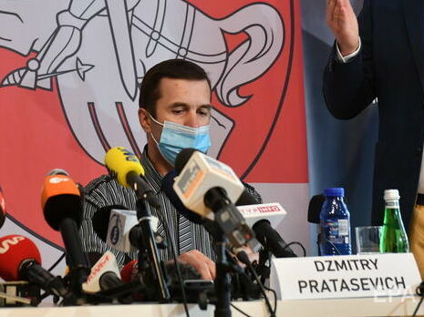 Батько Протасевича вважає, що його сина били після затримання