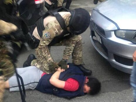 В Киеве похитили женщину и угрозами требовали денег, полиция провела спецоперацию по освобождению