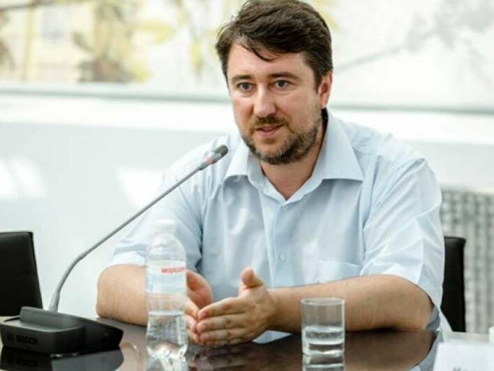 Політолог: Порошенко допомагає старому знайомому Терехову на виборах у Харкові