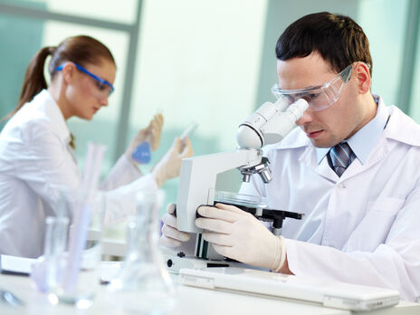 Американские ученые выявили антитело, устойчивое к большинству коронавирусов