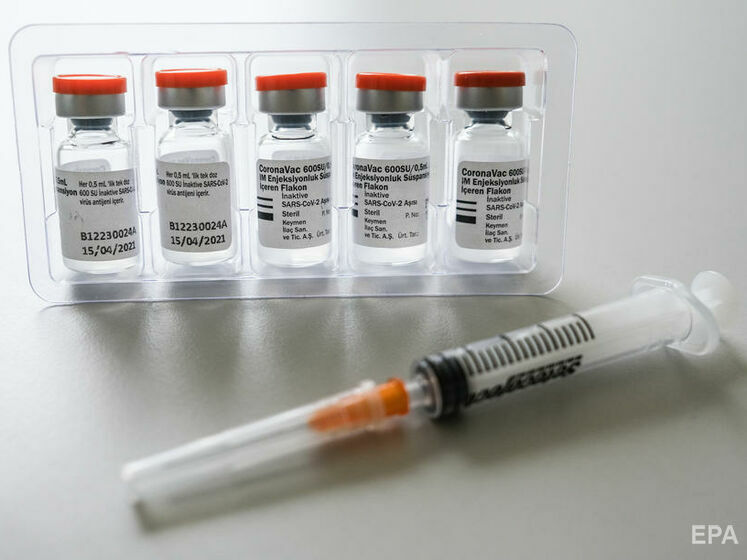 ВОЗ одобрила китайскую вакцину против коронавируса от Sinovac Biotech. Ее используют в Украине
