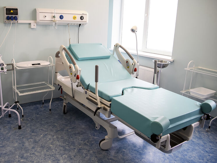 Заболеваемость COVID-19 упала, больницы сворачивают коронавирусные отделения из-за нехватки пациентов – Минздрав Украины