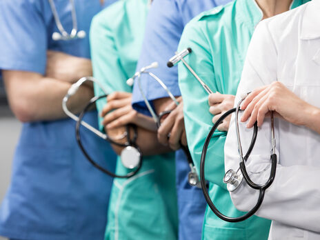 Рада спростила виплату компенсацій медикам