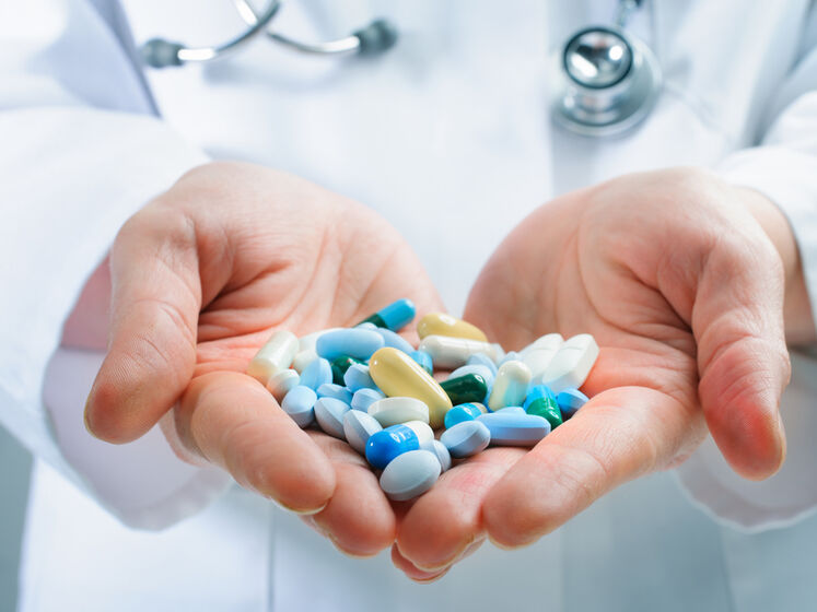 Рада приняла за основу закон о госзакупках препаратов для лечения редких болезней