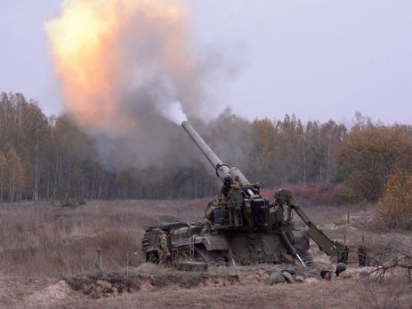 Украинские артиллеристы тренировались поражать условные цели противника. Фоторепортаж