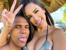 "Как много близости между нами". Экс-футболист "Шахтера" женился на бразильской модели