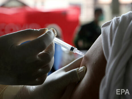 У світі зробили понад 2 млрд щеплень проти коронавірусу – дані Bloomberg