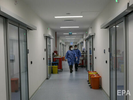 Число жертв коронавируса в Турции превысило 48 тыс. человек