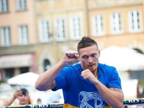 Усик признан боксером года по версии WBO
