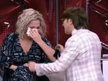 "Маша, прости!". Андрей Малахов, спровоцировавший громкий скандал, упал на колени перед рыдающей Марией Максаковой