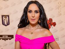 "Становится жарко". Джамала снялась топлес