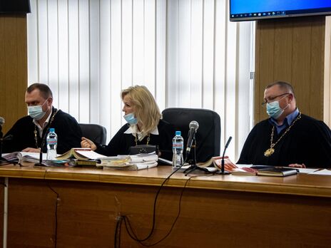 Двое судей по делу Стерненко подали в отставку