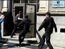 Фискальная служба проводит обыски в 