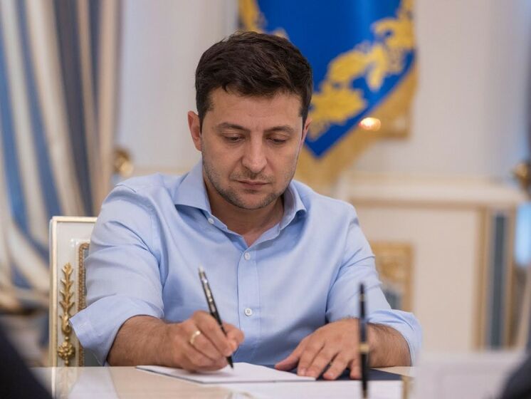Зеленский подписал закон, меняющий правила кредитования для живущих в зоне ООС на Донбассе