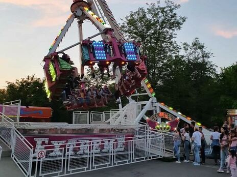 В Николаевской области из-за аварии на аттракционе пострадали четыре человека – полиция