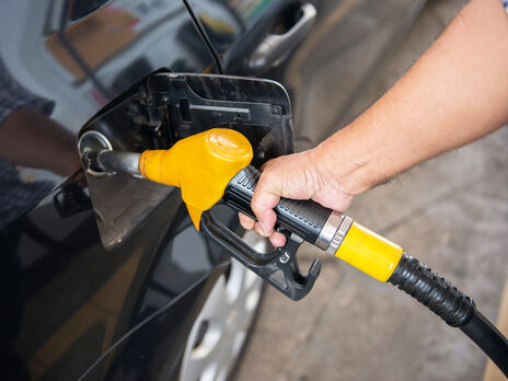 Минэкономики опубликовало новые расчеты стоимости бензина и дизельного топлива в Украине. Средняя цена выросла