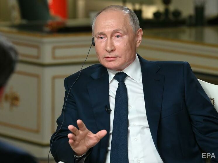 Путін заявив, що Україна "підтягує" військову техніку на Донбас