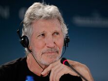 "Мой ответ: "Отвали!" Основатель Pink Floyd рассказал, почему отказался продавать Цукербергу права на песню