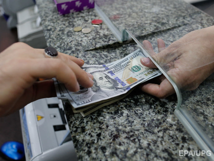 Курс гривны к евро вырос до 27,94 грн/€