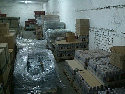 В Днепропетровской области полиция изъяла почти 600 тысяч бутылок фальсифицированной водки