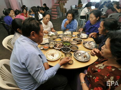 В Індії помер чоловік, якого вважали главою найбільшої у світі сім'ї. У нього було приблизно 40 дружин і майже 100 дітей