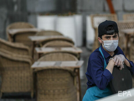 Мэр Москвы заявил о стремительном ухудшении ситуации с COVID-19. Тех, кто откажется от вакцинации, могут лишить зарплаты