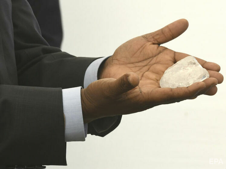 В Ботсване нашли алмаз, который считается третьим по величине в мире