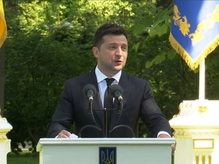 Зеленський заявив, що Україна вистояла в період пандемії і повертається до звичного життя
