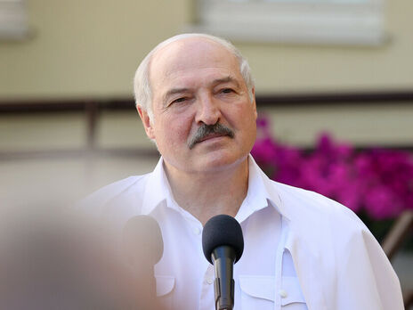 Лукашенко заявив, що Білорусь не прийматиме літаків з України