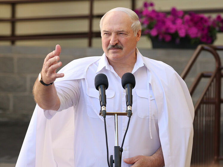 У Білорусі немає потреби в обов'язковій вакцинації проти COVID-19 – Лукашенко