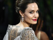 Анджелина Джоли познакомила детей с первым мужем – СМИ