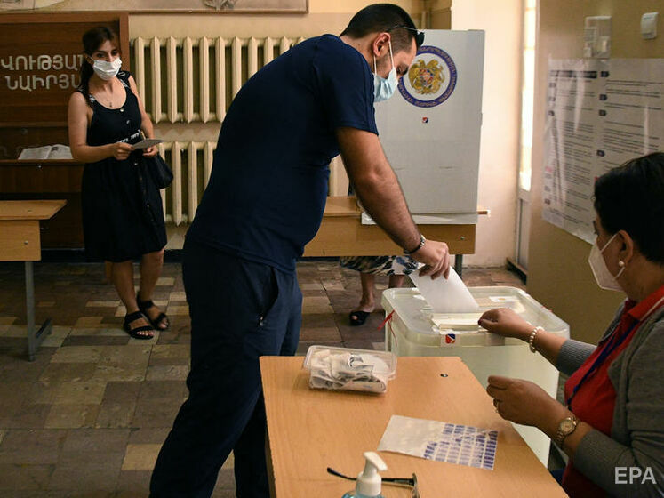 На парламентских выборах в Армении лидирует политсила Пашиняна