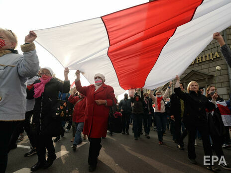 Власти Беларуси хотят приравнять лозунг 