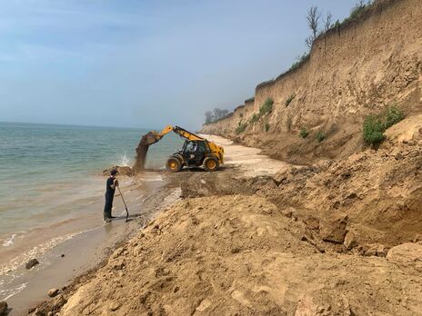 Спасатели не нашли людей под завалами в Одесской области, где произошел оползень